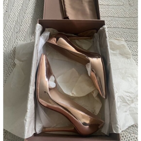 Gianvito Rossi - Metal Peach 105 Patent Leather Pumps (Size 37, US 7) - Picture 6 of 9